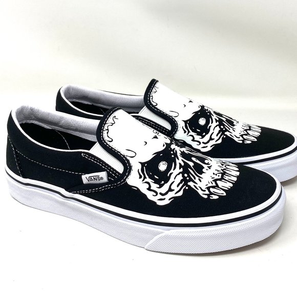 🎁 Santa Class Deal 🎁 VANS Classic Slip-On Tm Glow Skulls Black Womens Size 6.5 - Picture 3 of 12